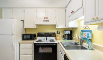 301 E Commerce Way 350, Atlantic Beach, NC 28512