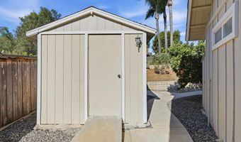 929 Pepper Tree Ln, Fallbrook, CA 92028