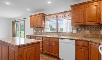19701 163 St, Basehor, KS 66007