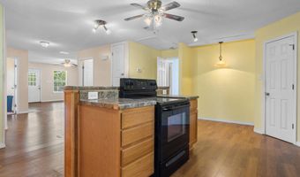 1331 Dunbar Ave, Bay St. Louis, MS 39520