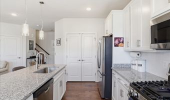 42851 LITTLEHALES Ter, Ashburn, VA 20148
