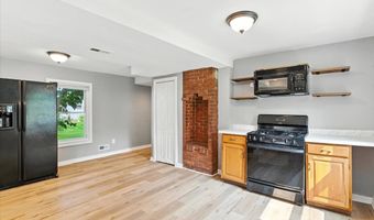 42448 N Lake Ave, Antioch, IL 60002