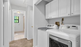 242 Perth Hill Ct, Aberdeen, NJ 07747