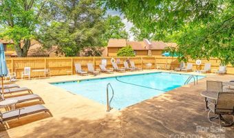 118 Colony Dr, Arden, NC 28704