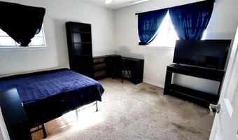 7613 NW 28th St, Bethany, OK 73008