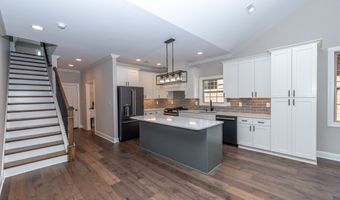 1536 Tsuga Dr, Alcoa, TN 37701