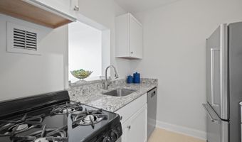 1021 ARLINGTON Blvd 621, Arlington, VA 22209