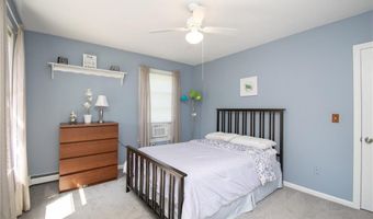 20 Morrison Ave, Middletown, RI 02842
