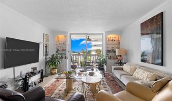 9111 E Bay Harbor Dr 4C, Bay Harbor Islands, FL 33154