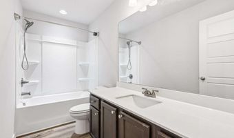 377 Station Overlook Dr, Auburn, GA 30011