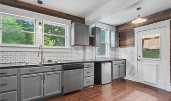 715 Jersey St, Baldwin City, KS 66006