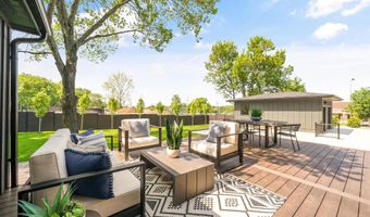2777 Donna Dr, Columbus, OH 43220