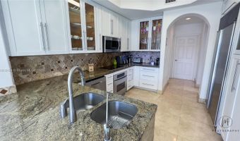 3024 NE 210th St, Aventura, FL 33180