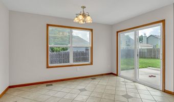 506 Santa Fe Ct, Baldwin City, KS 66006