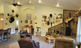 191 Clear Creek Rd, Cascade, ID 83611