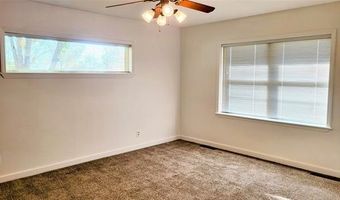 1811 S Broadway Blvd, Ada, OK 74820