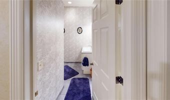 2704 Campus Ln, Albert Lea, MN 56007
