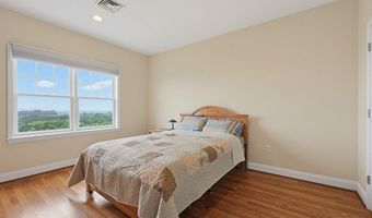142 Bigelow St 304, Boston, MA 02135