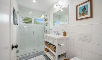 244 Awakea Rd, Kailua, HI 96734