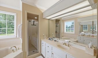 103 Woodlands Green Dr, Brandon, MS 39047
