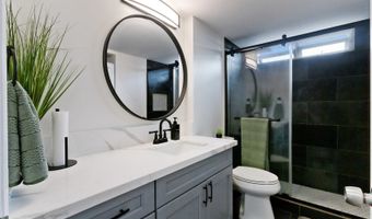 98-402 Koauka Loop 202, Aiea, HI 96701