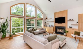 6694 Sandy Shores Dr, Miami, OH 45140