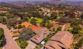 10960 Treeside Ln, Escondido, CA 92026