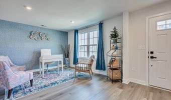 220 Anchor Way, Aberdeen, NJ 07721