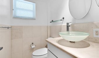 9700 E Bay Harbor Dr 305, Bay Harbor Islands, FL 33154