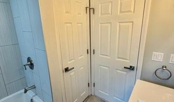 33 Howard Ave, North Providence, RI 02911