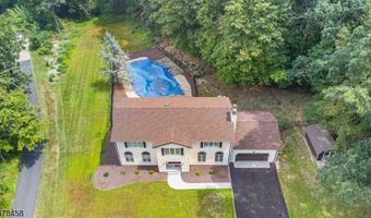 33 Huntsville Rd, Andover, NJ 07860