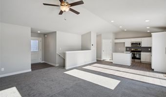 25088 Bluebird Cir, Adel, IA 50003