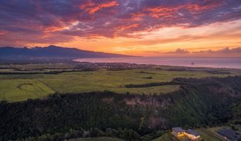 1022 Auwaha Pl A, Haiku, HI 96708