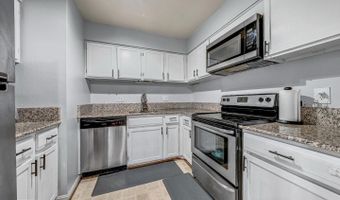 6137 EDSALL Rd #I, Alexandria, VA 22304
