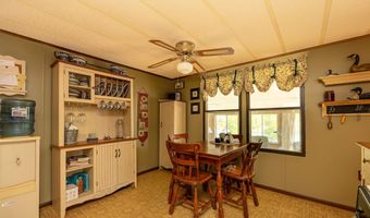 81 Shoreline Dr, Barnet, VT 05821