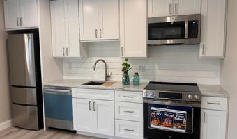112 W Main St 4, Barnstable, MA 02630
