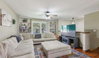 277 Sunset Ln, Antioch, IL 60002