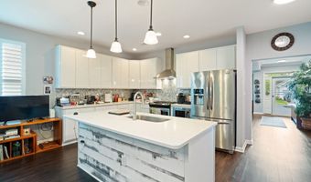 113 LAKELAND Dr, Barnegat, NJ 08005