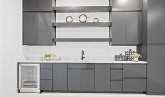 609 SW 4th St, Bentonville, AR 72712