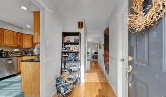 301 CHEROKEE Cir, Ambler, PA 19002