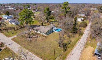 609 E Quitman St, Alba, TX 75410