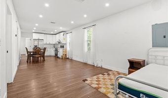 921 W Winifred St, Avon Park, FL 33825