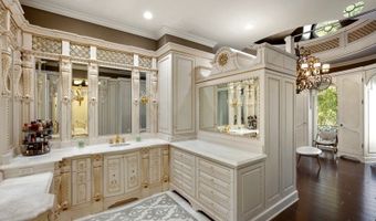 31 Rio Vista Dr, Alpine, NJ 07620