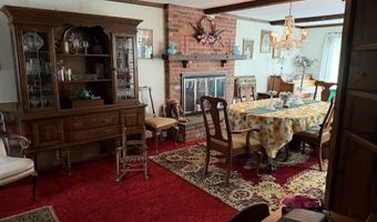 124 Brentwood Dr, Bristol, CT 06010