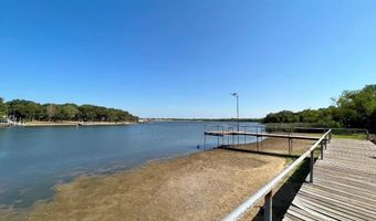 369 Tranquil Ln, Alvarado, TX 76009