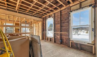 29 Main St, Alton, NH 03809