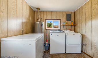 407 W 2nd Ave, Big Timber, MT 59011