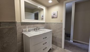 136 Birch Dr, Blakeslee, PA 18610