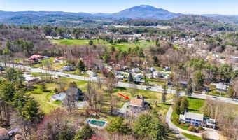 3 Fisher Pl, Claremont, NH 03743
