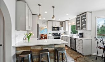 15250 Evergreen Ridge St, Anchorage, AK 99516
